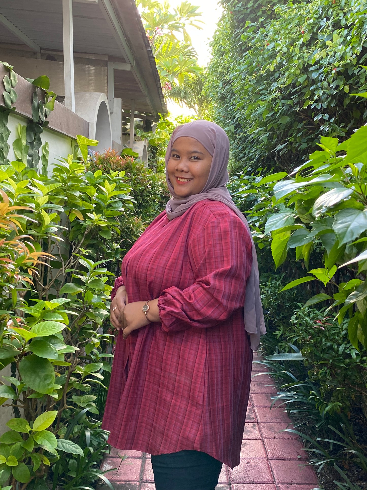 Kemeja Korea Kotak Marron Bigsize