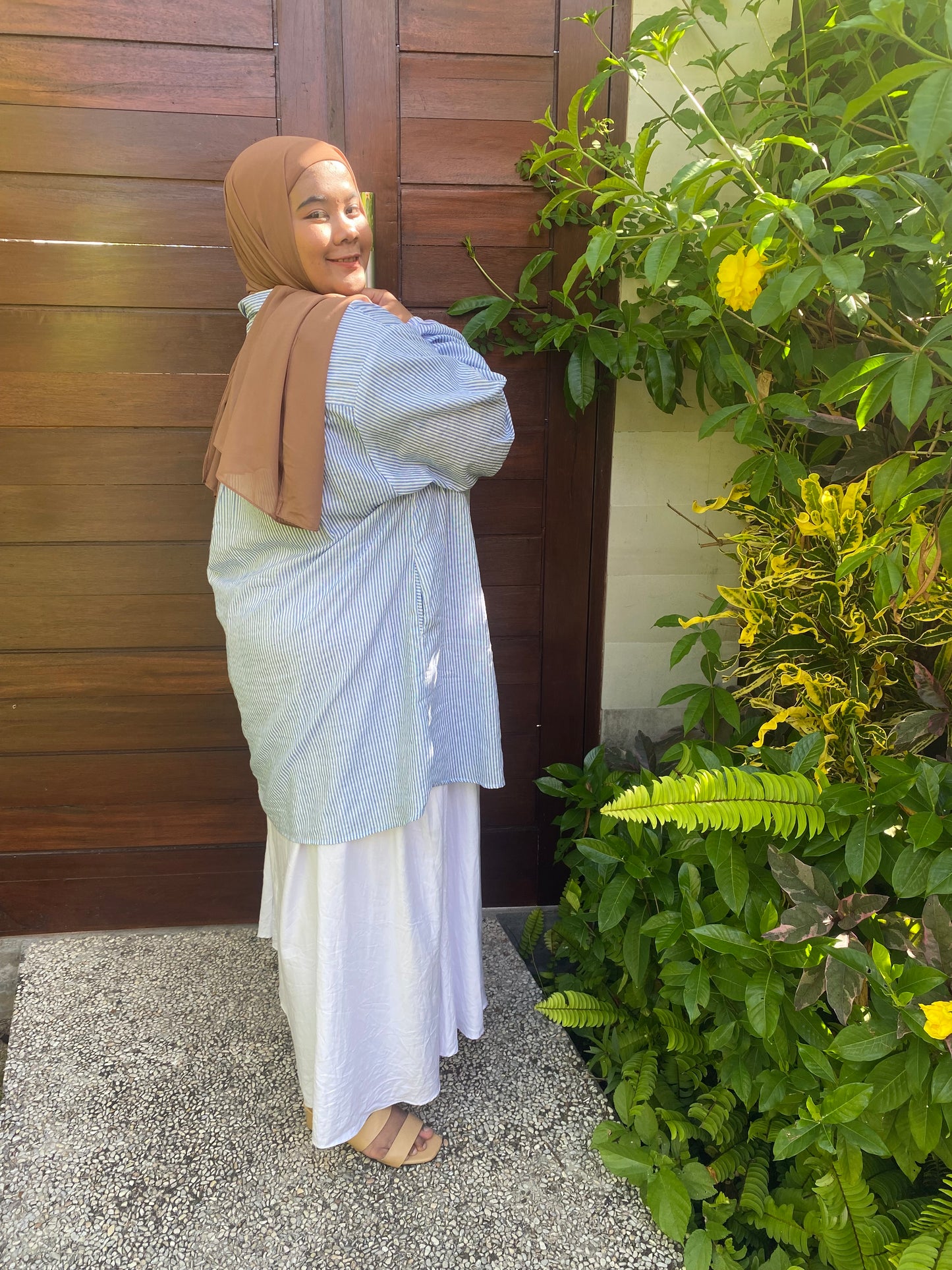 Kemeja Classy Leona Jumbo