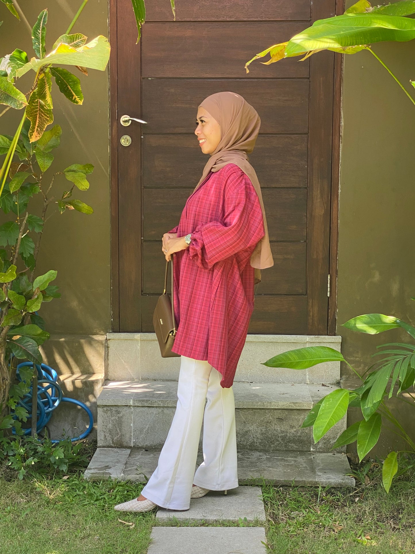 Kemeja Korea Kotak Marron Bigsize