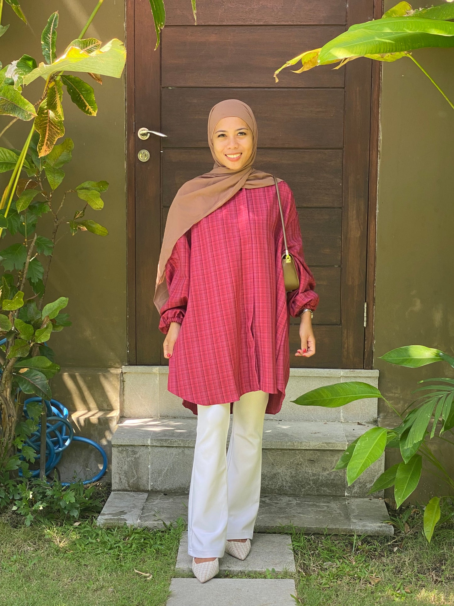 Kemeja Korea Kotak Marron Bigsize