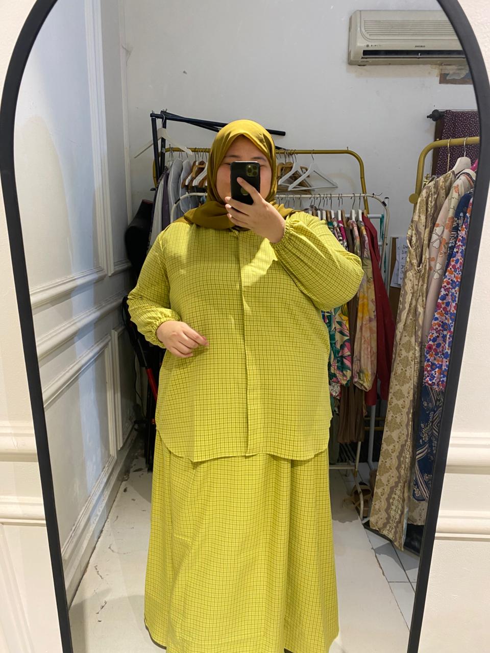 Yomi Official - Oneset Rok Kotak Twill |Hijau Lime