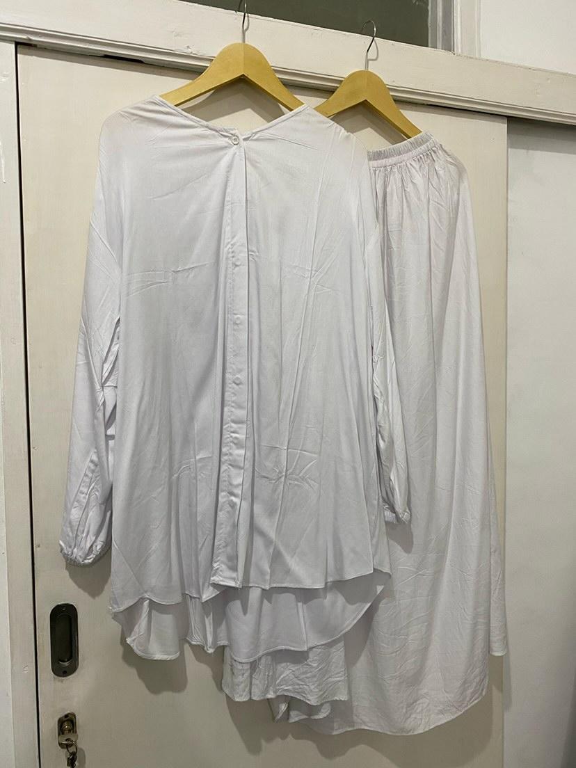 Setelan Rok Jumbo Broken White