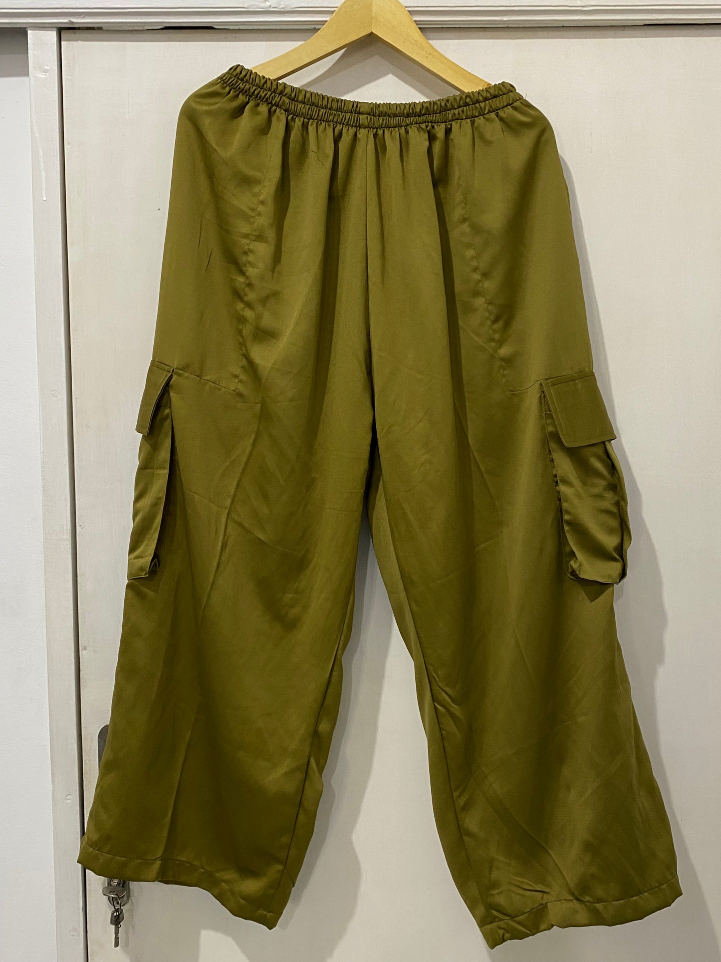 Celana Cargo Jumbo Army