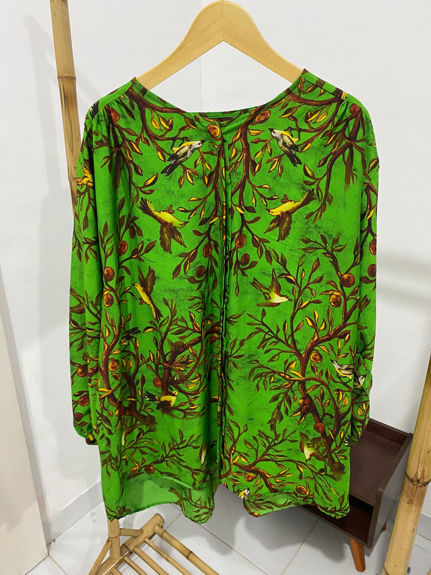 Kemeja Jumbo Hijau Daun Coklat