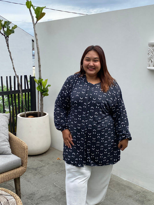 Yomi Official - Kemeja Kaos Strech | Grey Smile