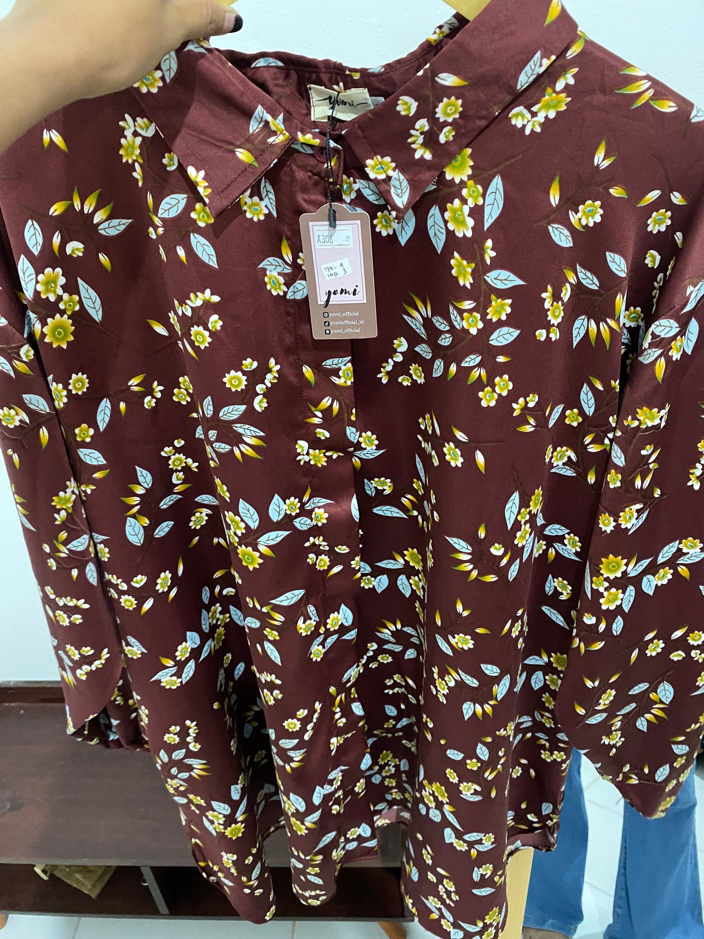 Kemeja Jumbo Tissue Silk Marron