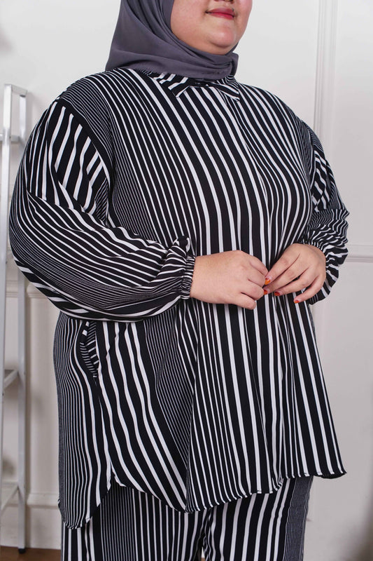 Yomi Official | Kemeja Tania | Stripe Blacwhite
