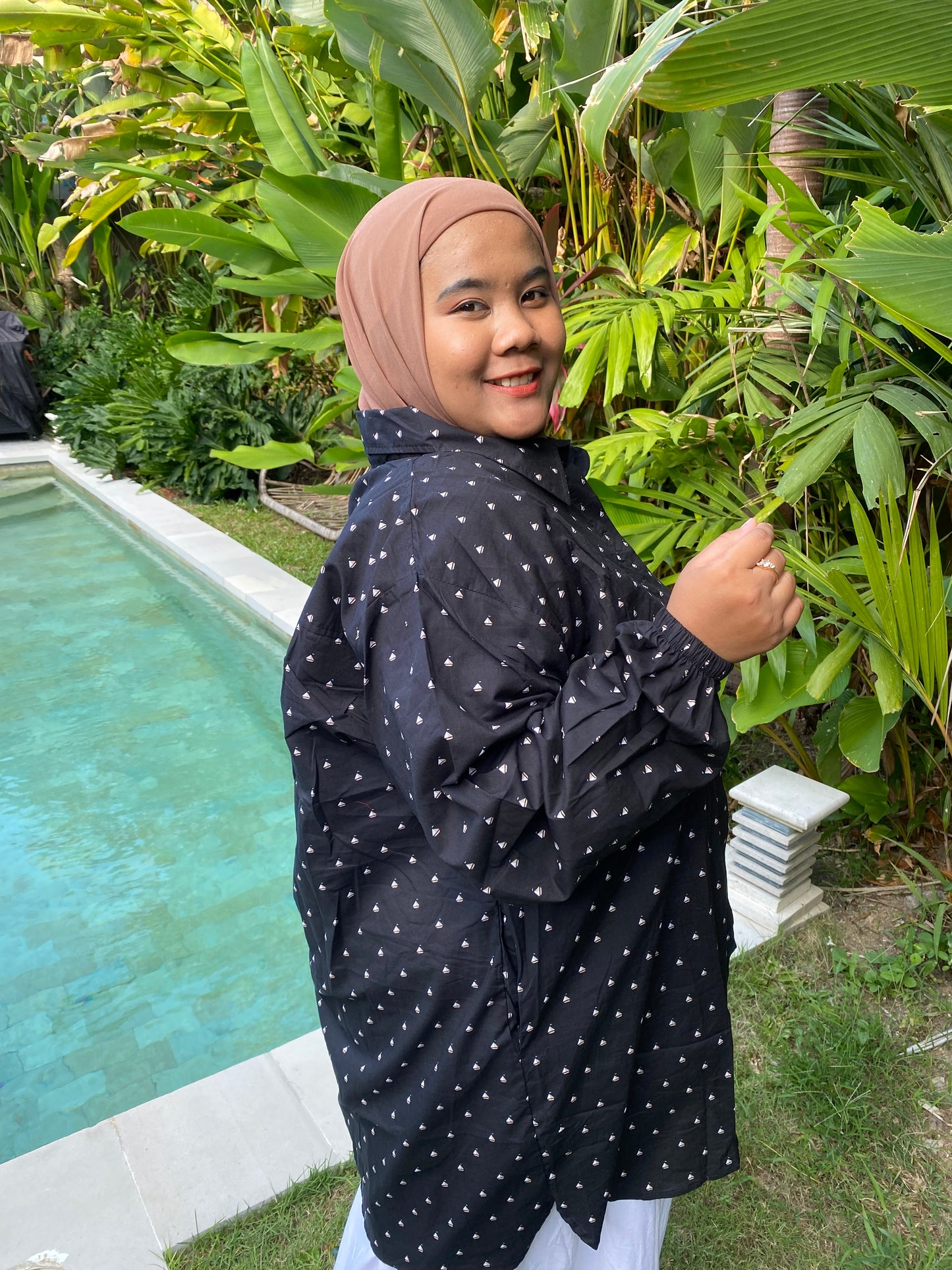 Kemeja Classy Calia Jumbo