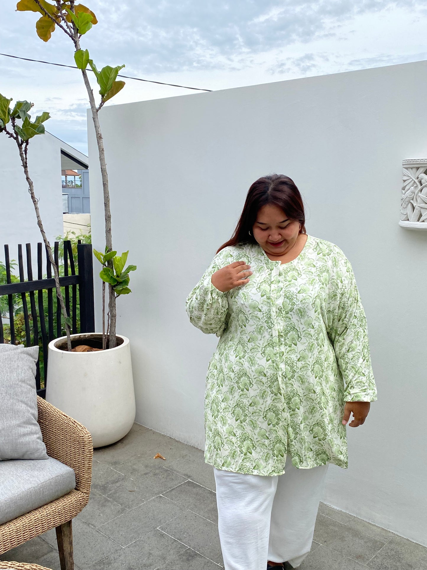 Kaos Jumbo Daun Hijau