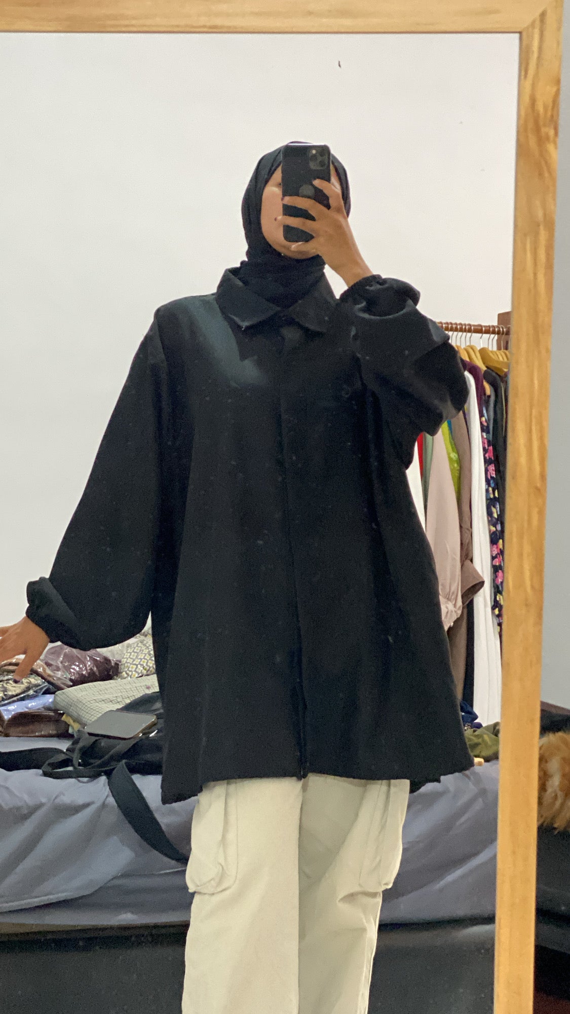 Kemeja Jumbo Corduroy Hitam Polos