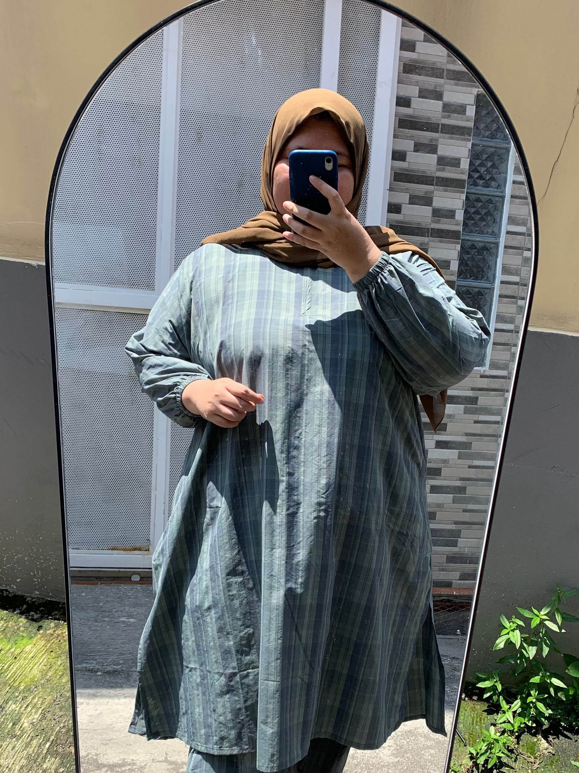 Yomi Official - Tunik Almeera| Kotak Abu Hijau