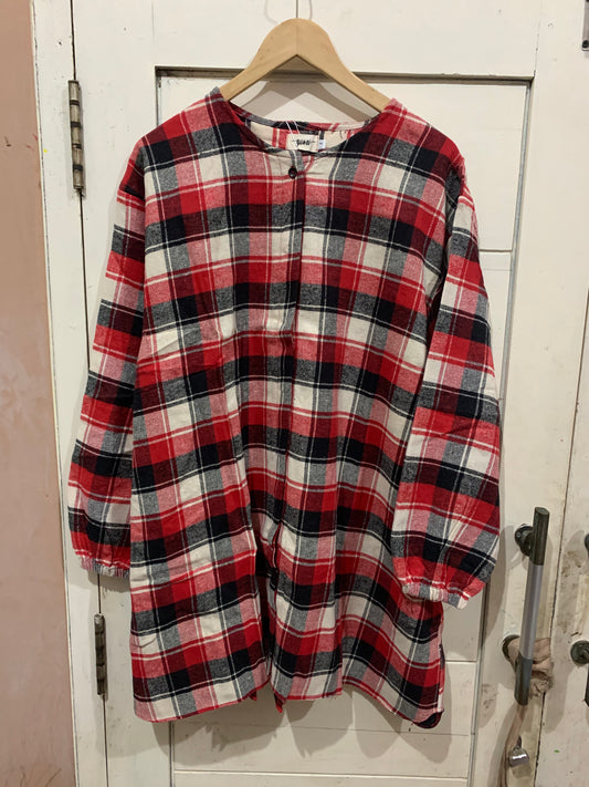 Kemeja Jumbo Flanel Kotak Merah