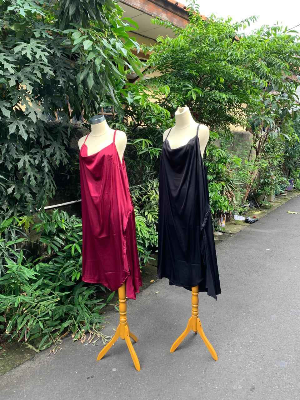 Long Dress Jumbo Julia Hitam