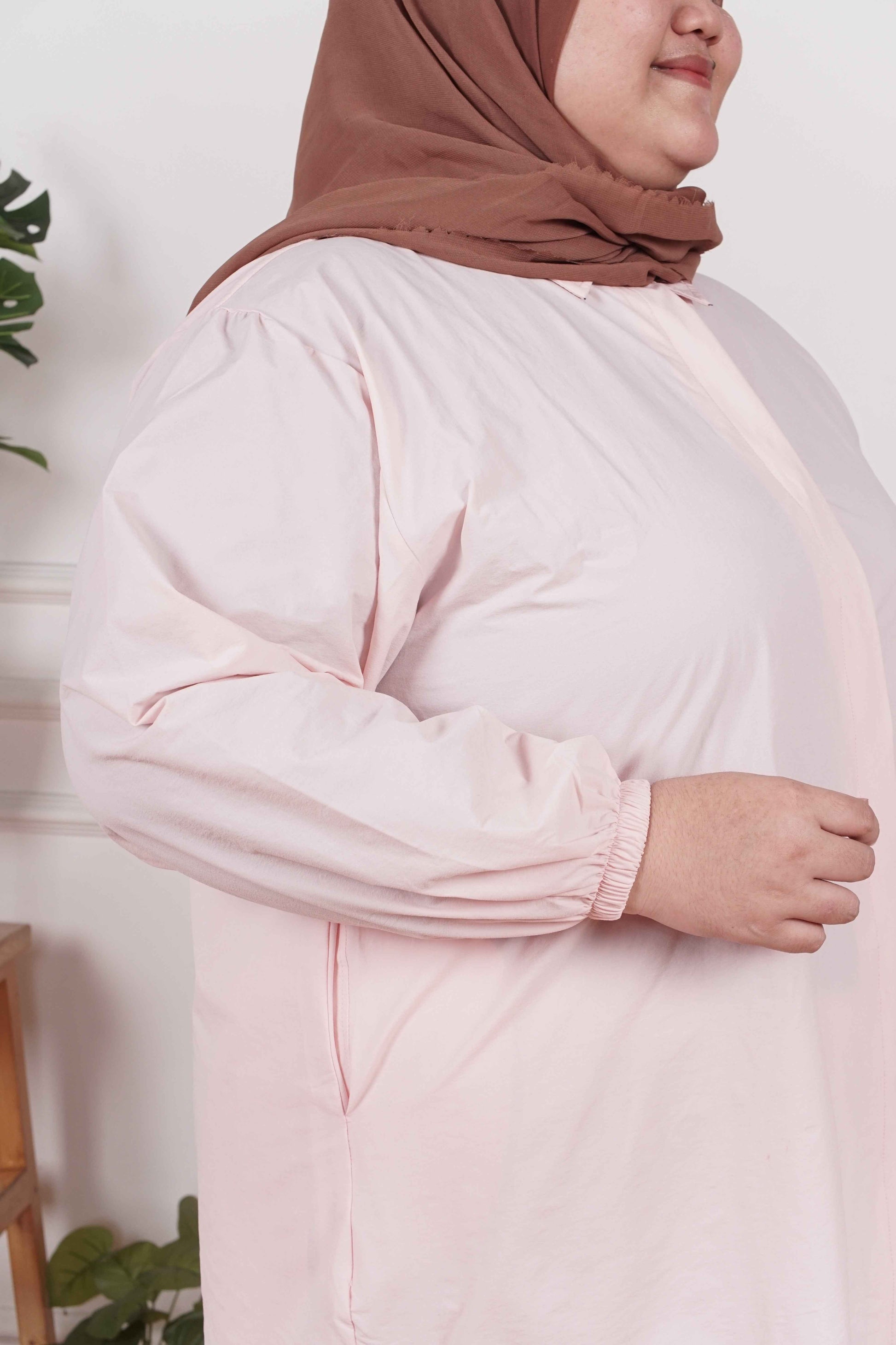 Yomi Official - Kemeja Only | Katun Pink