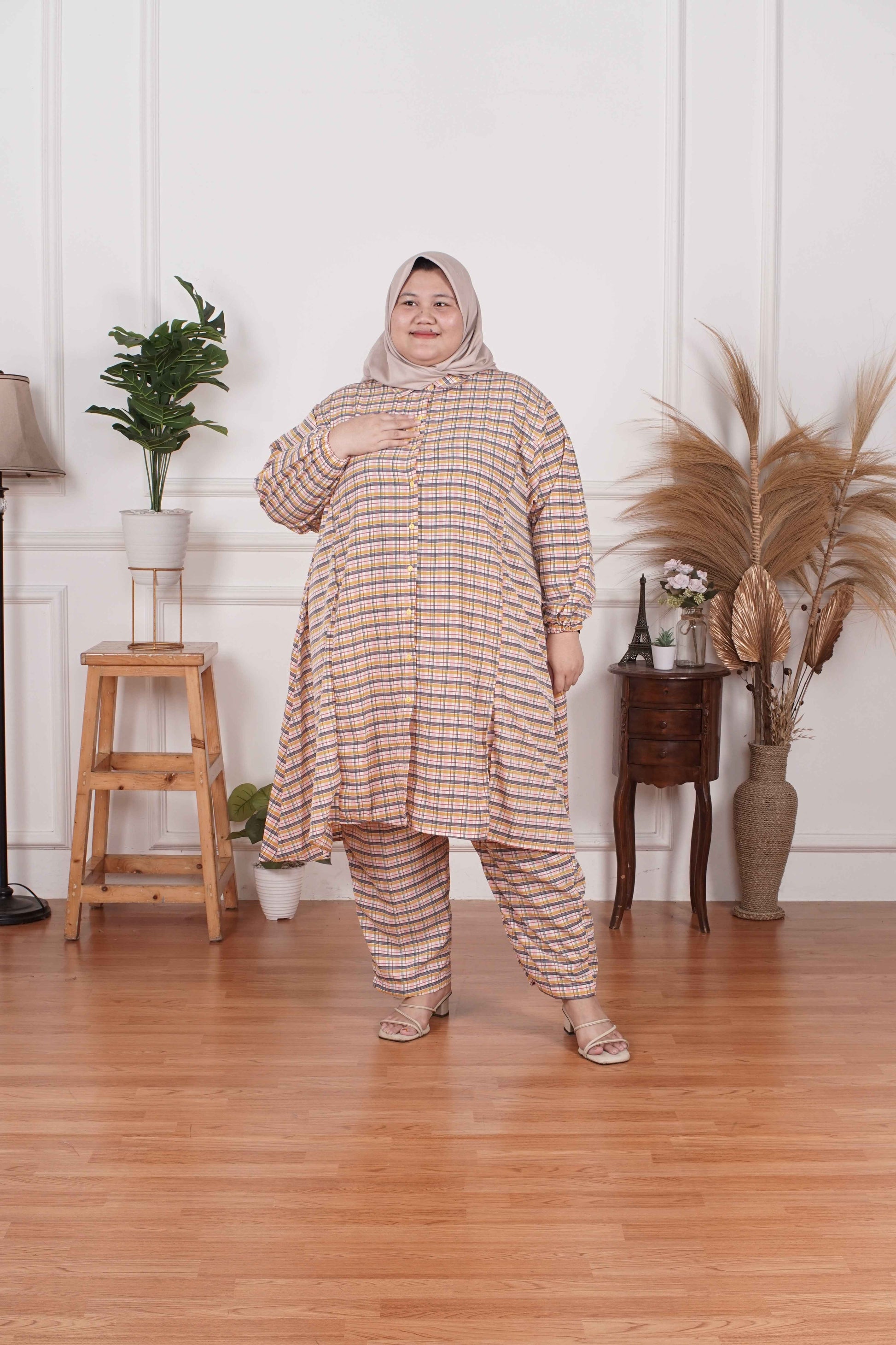 Yomi Official - Tunic Suit Yura | Setelan Tunik Slit Colorful Rainbow