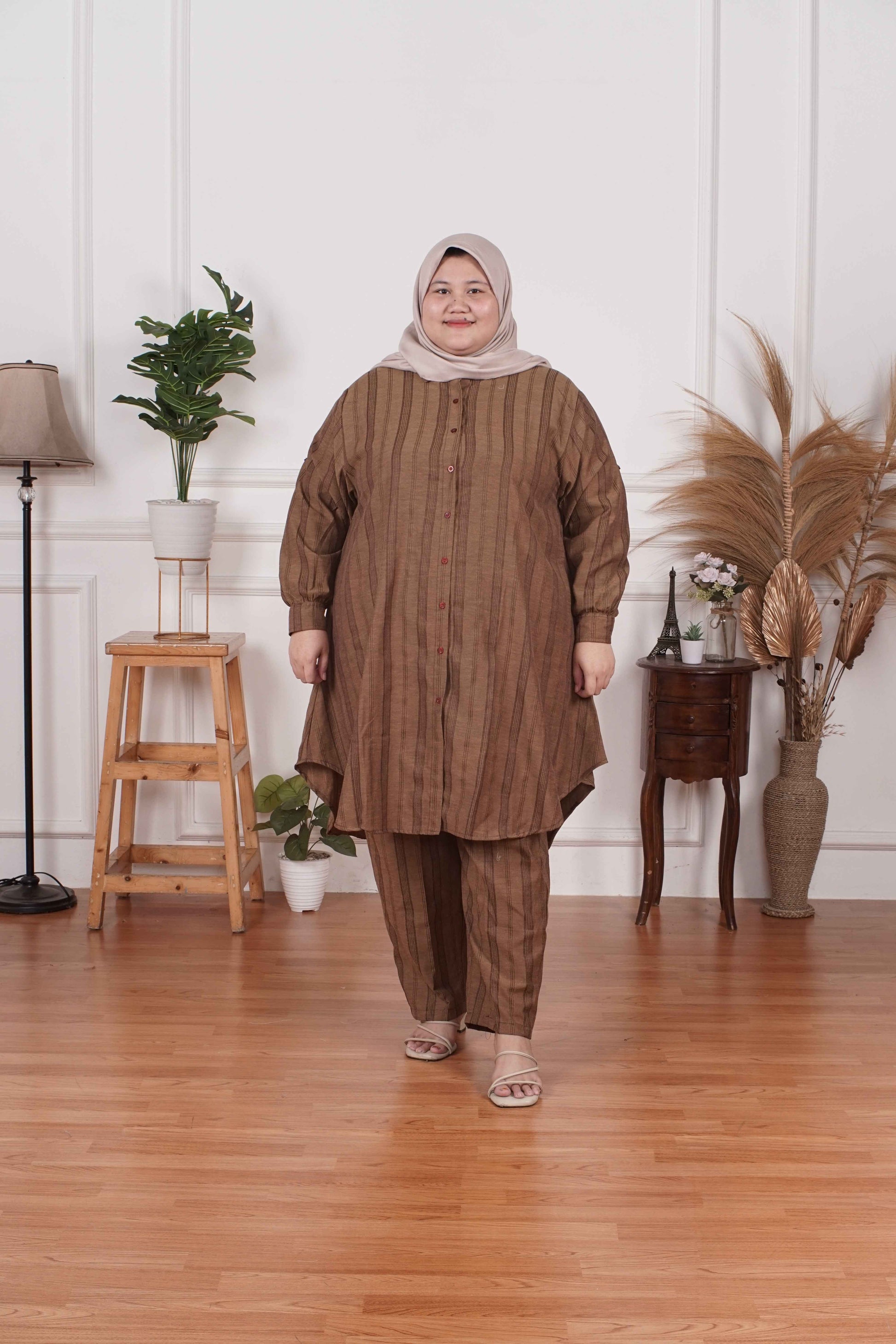 Yomi Official - Tunic Suit Azura | Setelan Tunik Olive Stripe