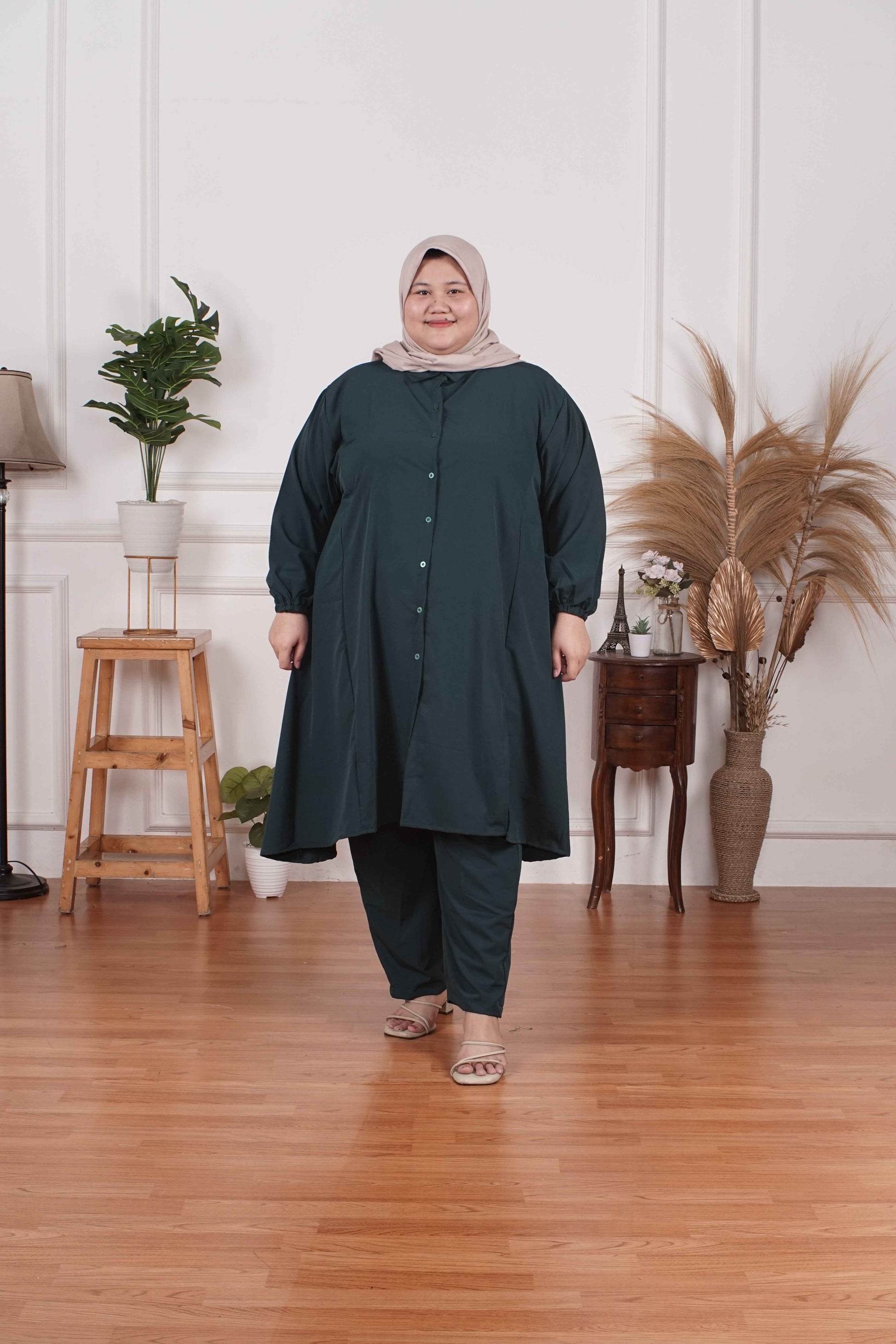 Yomi Official - Tunic Suit Yura | Setelan Tunik Slit Basic Emerald