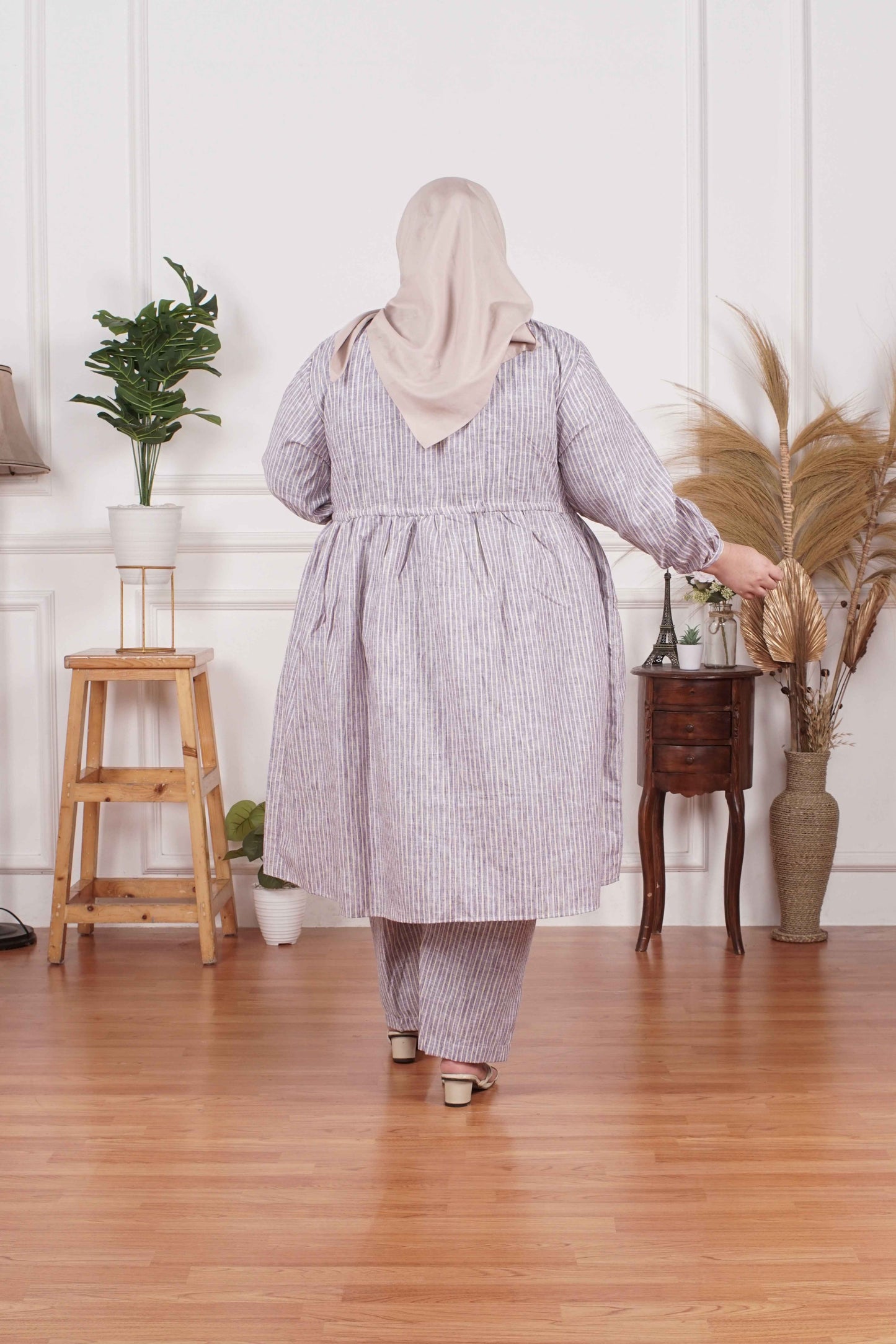 Yomi Official - Tunic Suit Emalia | Setelan Tunik Serut Stripe Lilac