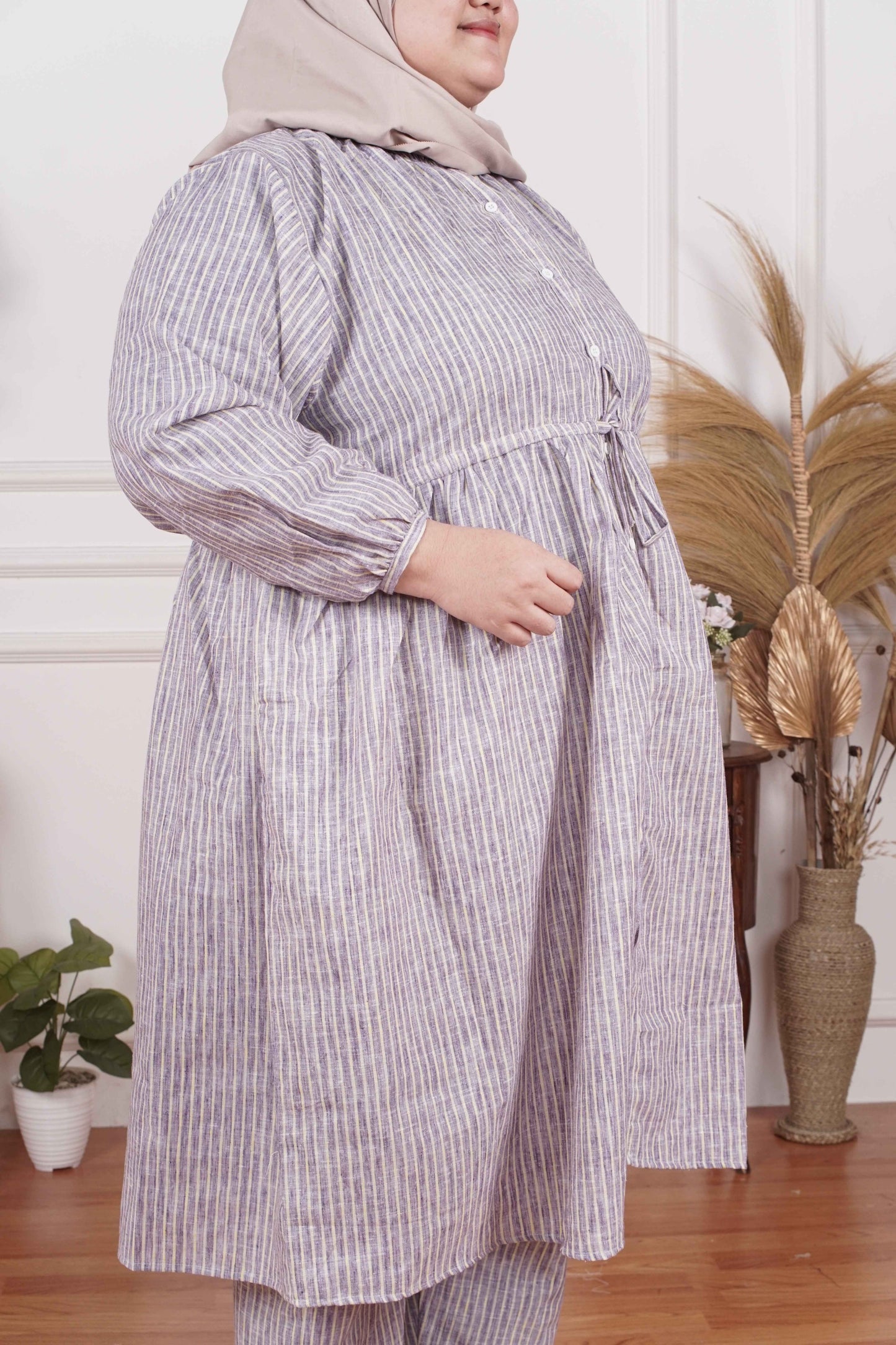 Yomi Official - Tunic Suit Emalia | Setelan Tunik Serut Stripe Lilac