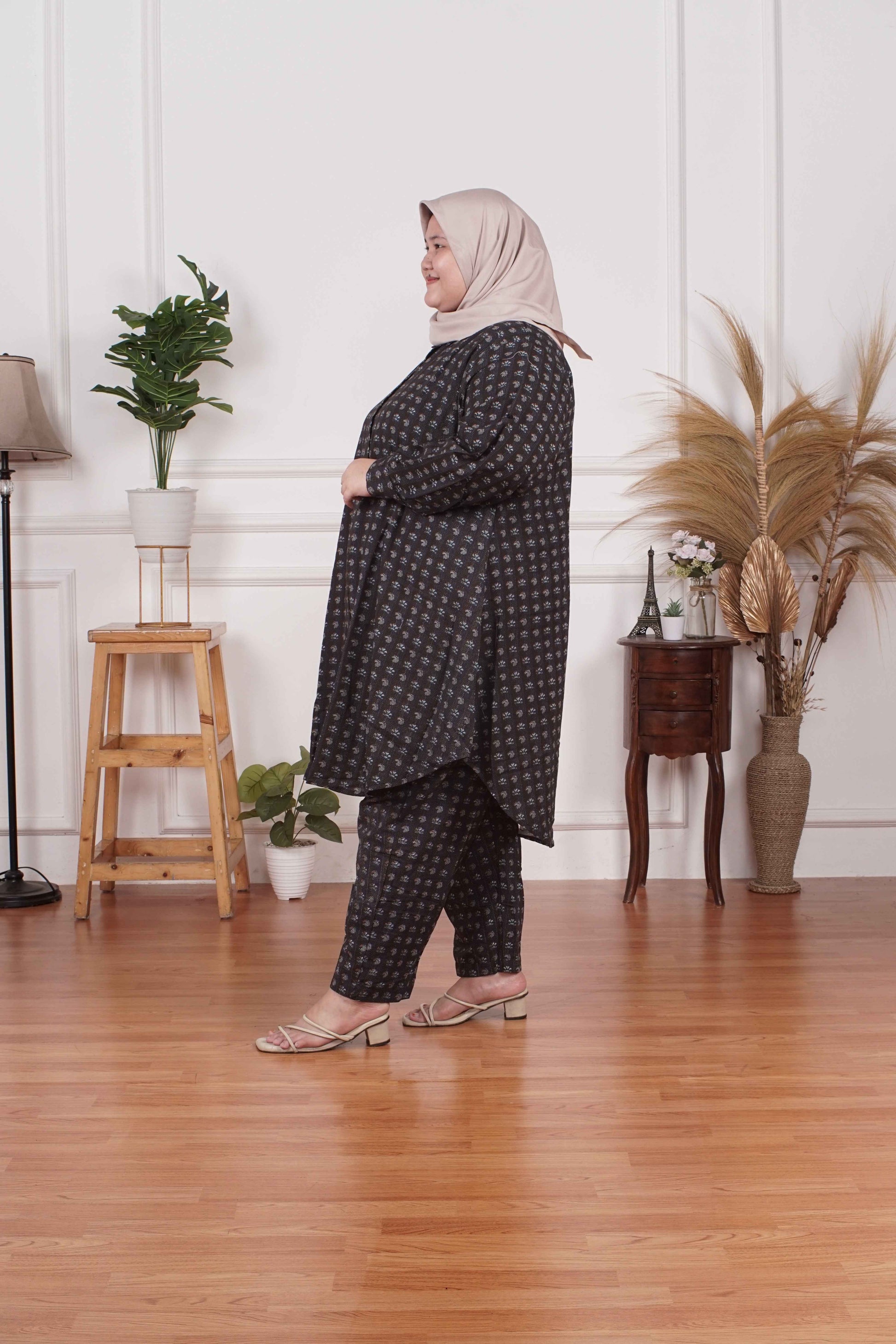 Yomi Official - Tunic Suit Azura | Setelan Tunik Etnik Black