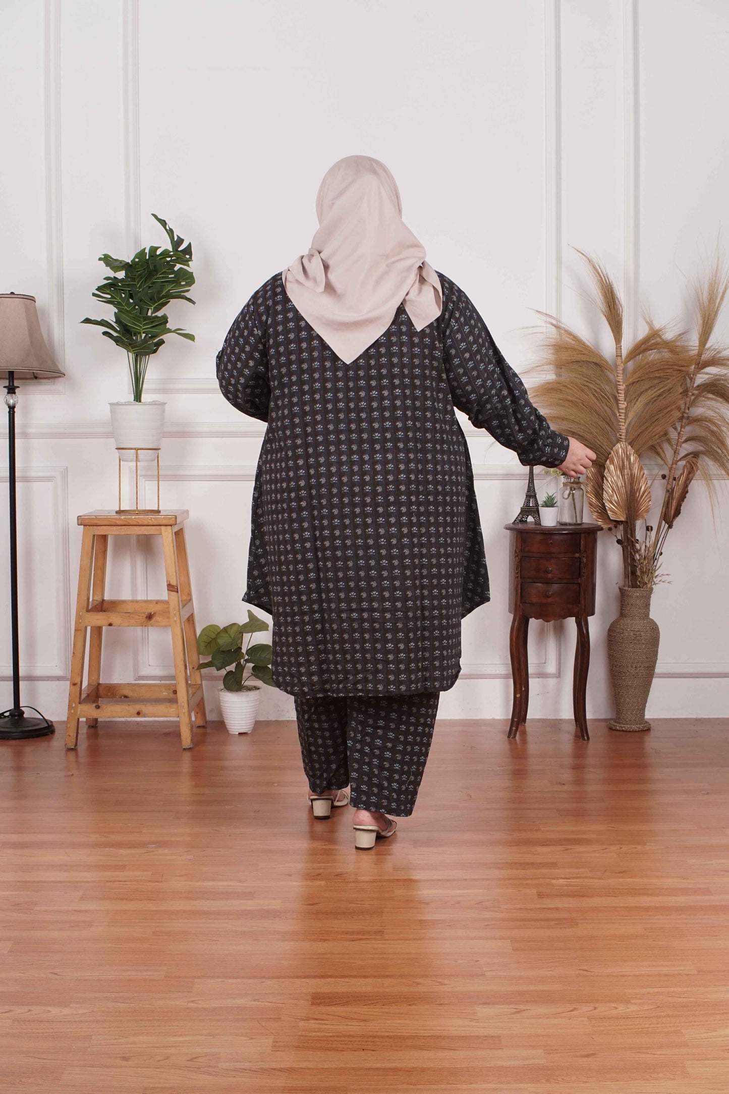 Yomi Official - Tunic Suit Azura | Setelan Tunik Etnik Black