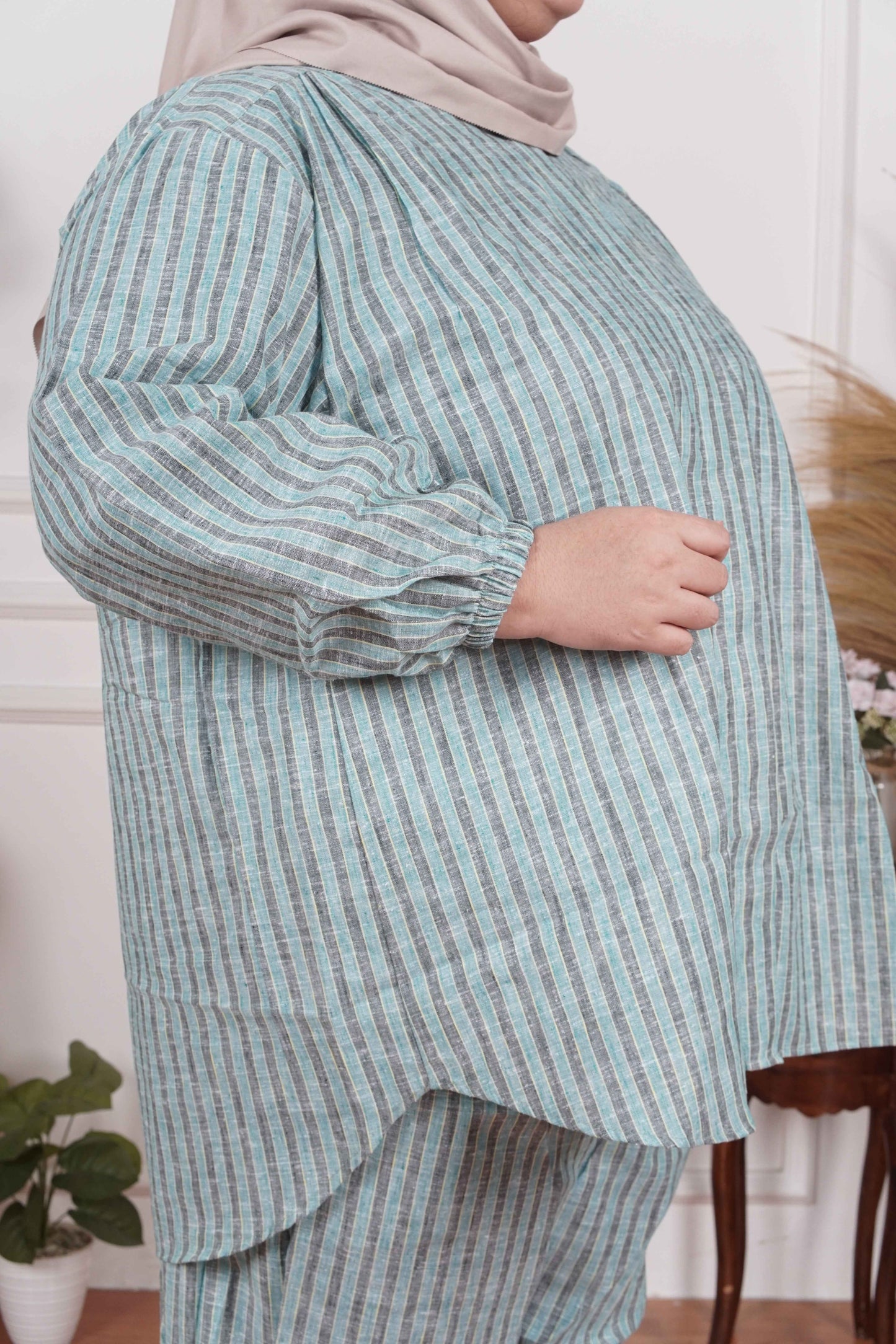 Yomi Official - Ayumi Set | Oneset Kemeja Stripe Blue Grey