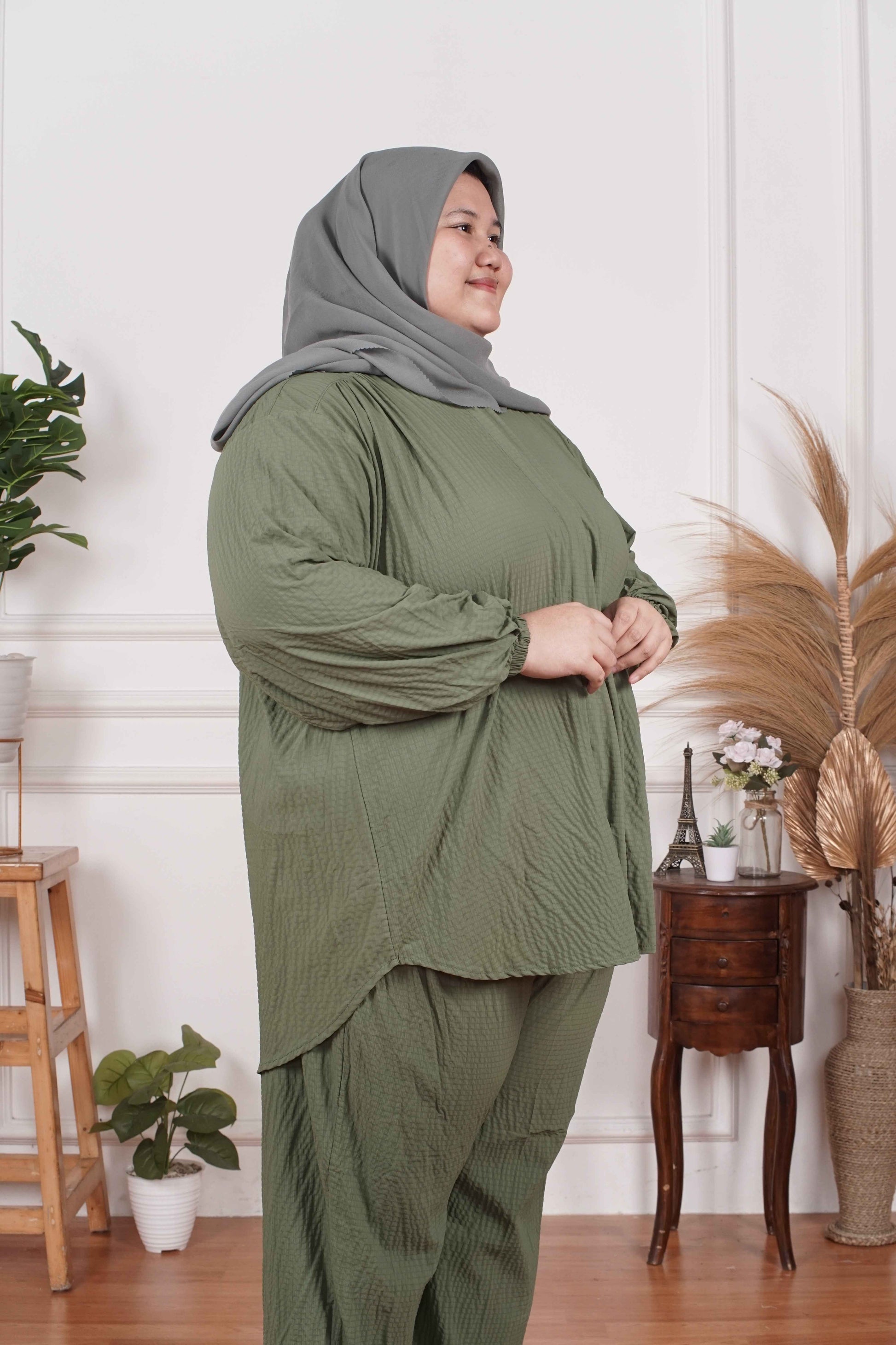 Yomi Official - Ayumi Set | Oneset Kemeja Olive