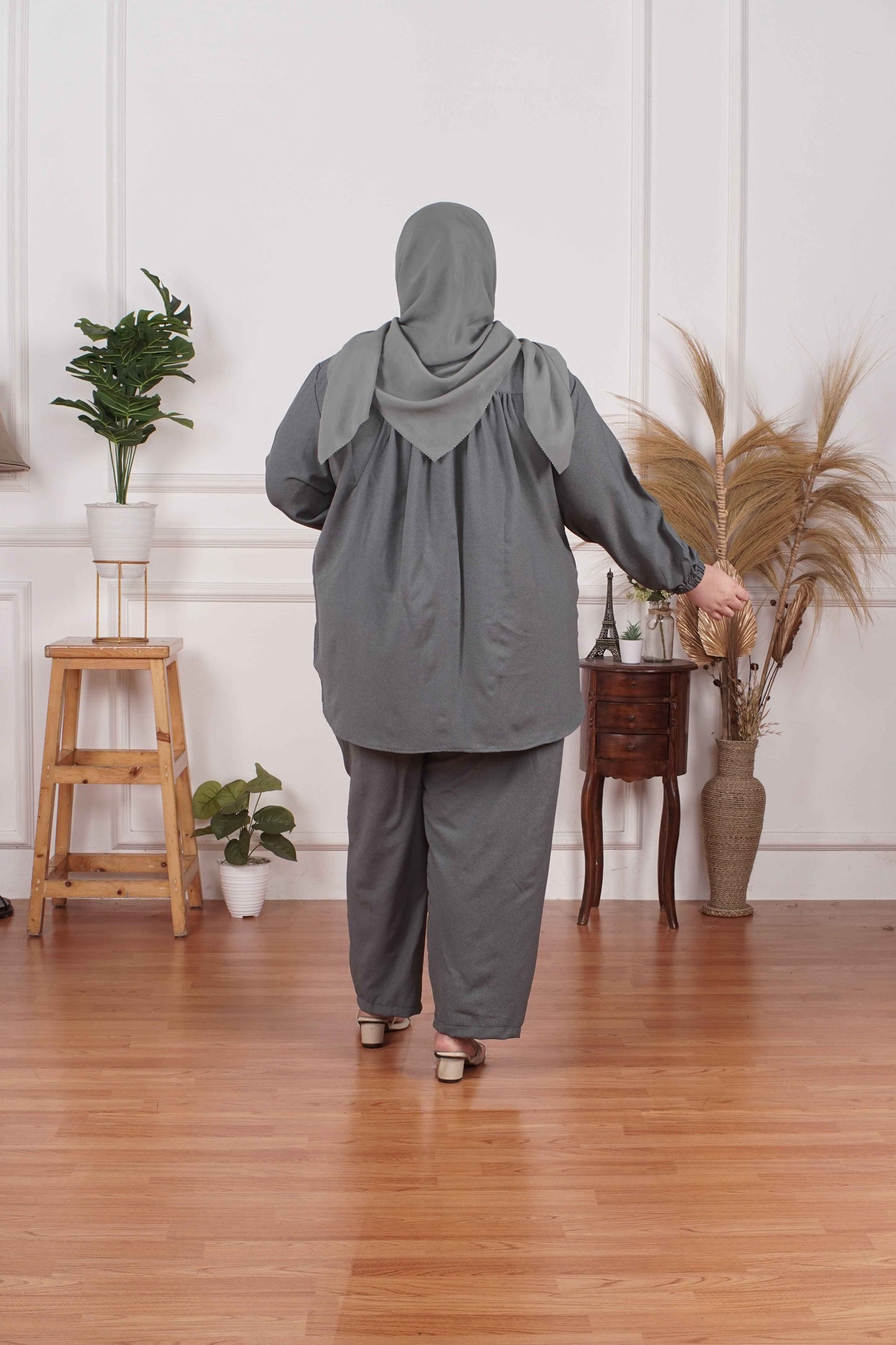 Yomi Official - Ayumi Set | Oneset Kemeja Grey Denim