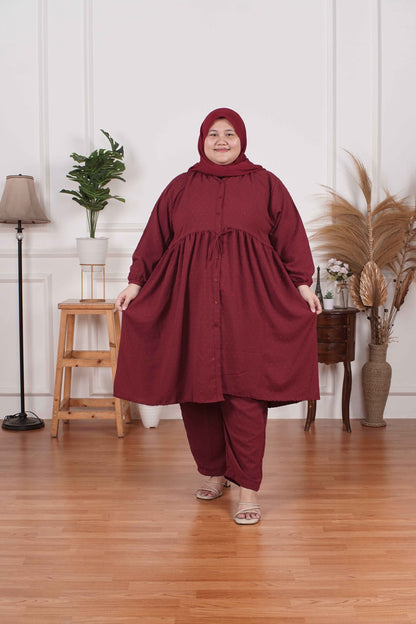 Yomi Official - Tunic Suit Emalia | Setelan Tunik Serut Maroon
