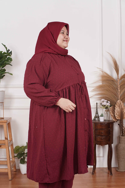Yomi Official - Tunic Suit Emalia | Setelan Tunik Serut Maroon