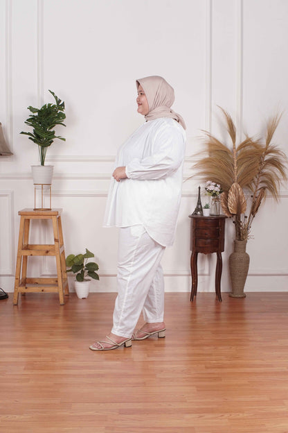 Yomi Official - Ayumi Set | Oneset Kemeja Polka Broken White