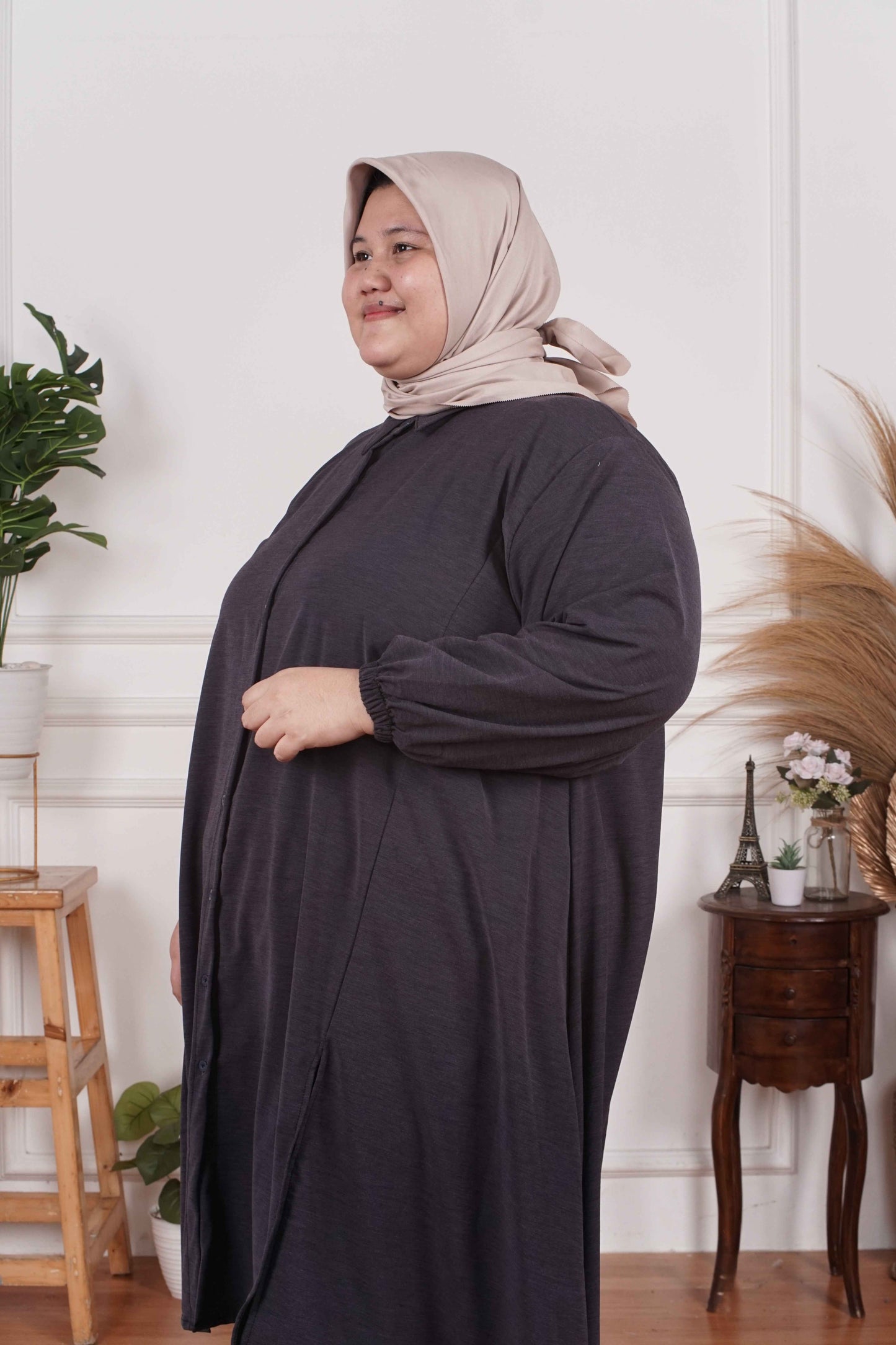 Yomi Official - Tunic Suit Yura | Setelan Tunik Slit Grey Navy