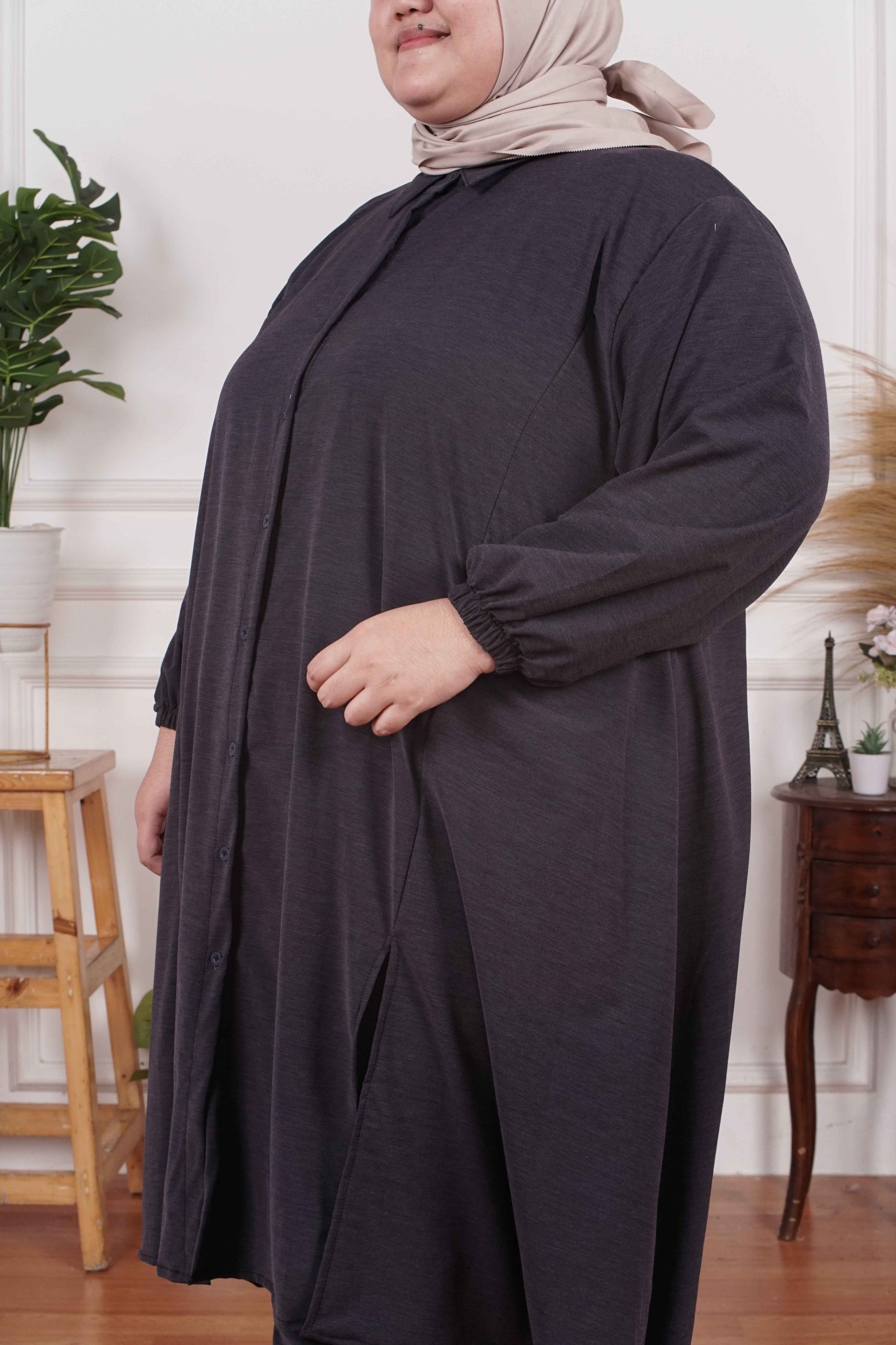 Yomi Official - Tunic Suit Yura | Setelan Tunik Slit Grey Navy