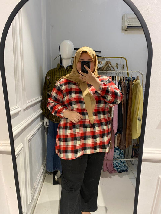 Yomi Official - Kemeja Vellena | Flanel Kotak Merah