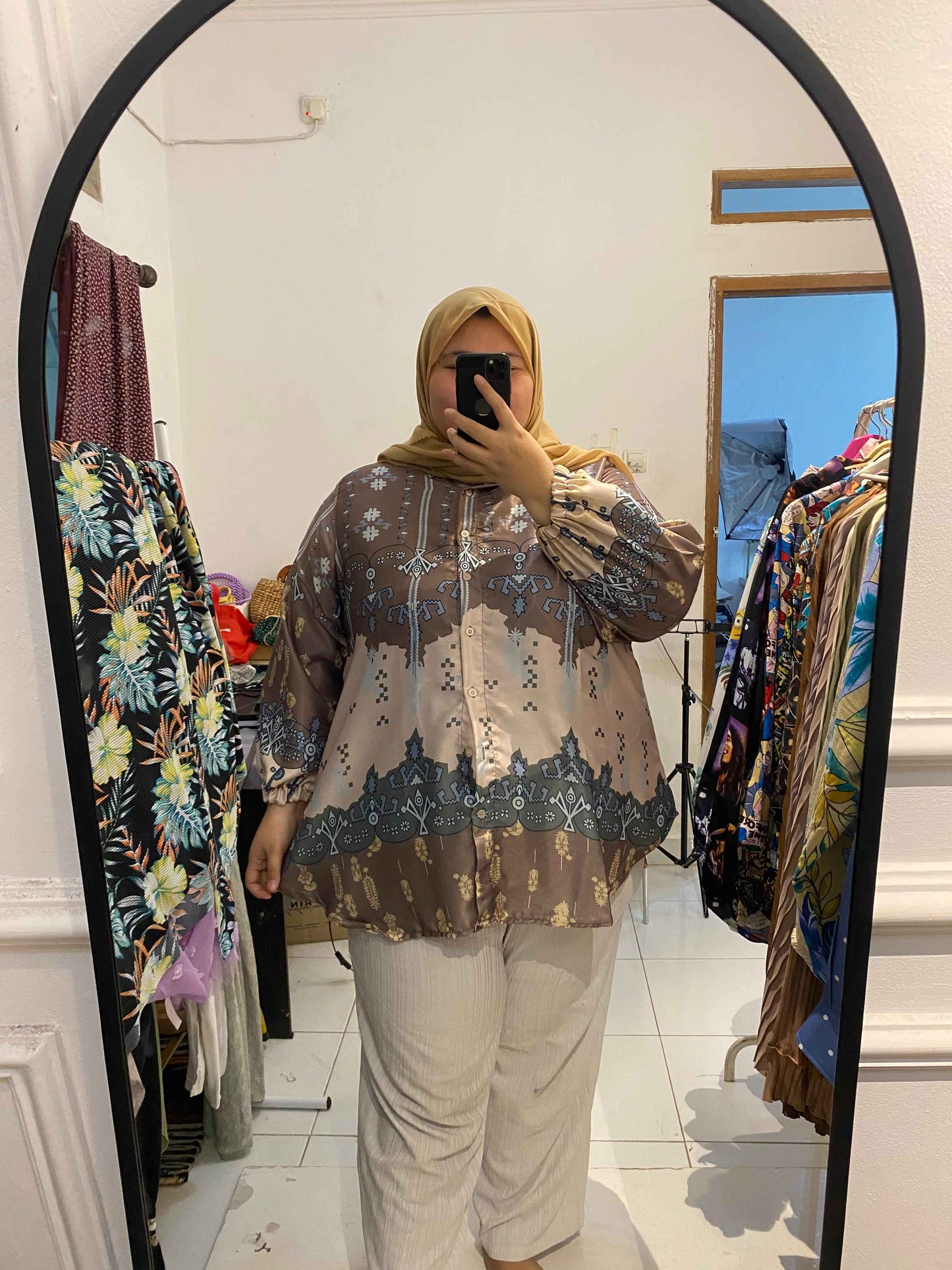 Yomi Official - Kemeja Santorini | Etnik Grey