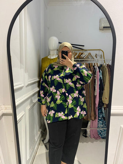 YomI Official - Kemeja Vellena | Bunga Navy