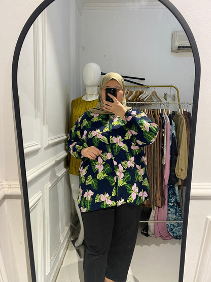 YomI Official - Kemeja Vellena | Bunga Navy