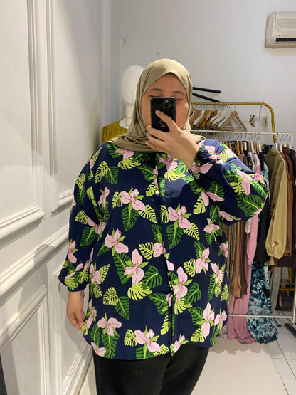YomI Official - Kemeja Vellena | Bunga Navy