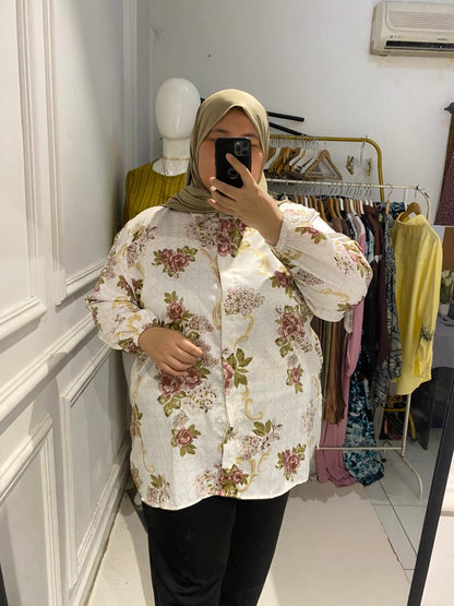 Yomi Official - Kemeja Vellena | White Flower