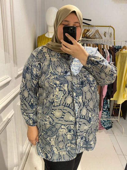Yomi Official - Kemeja Vellena | Animal Print