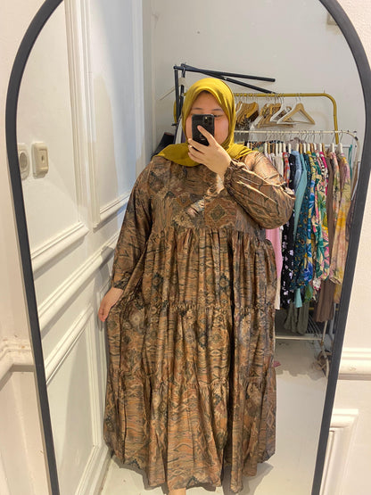 Yomi official - Gamis Jumbo Digor Halwa | Dark Brown Ethnik