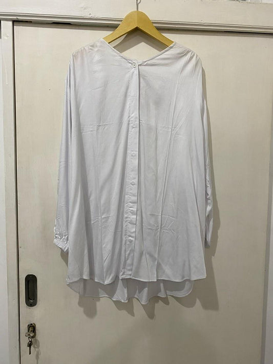 Kemeja Jumbo Broken White